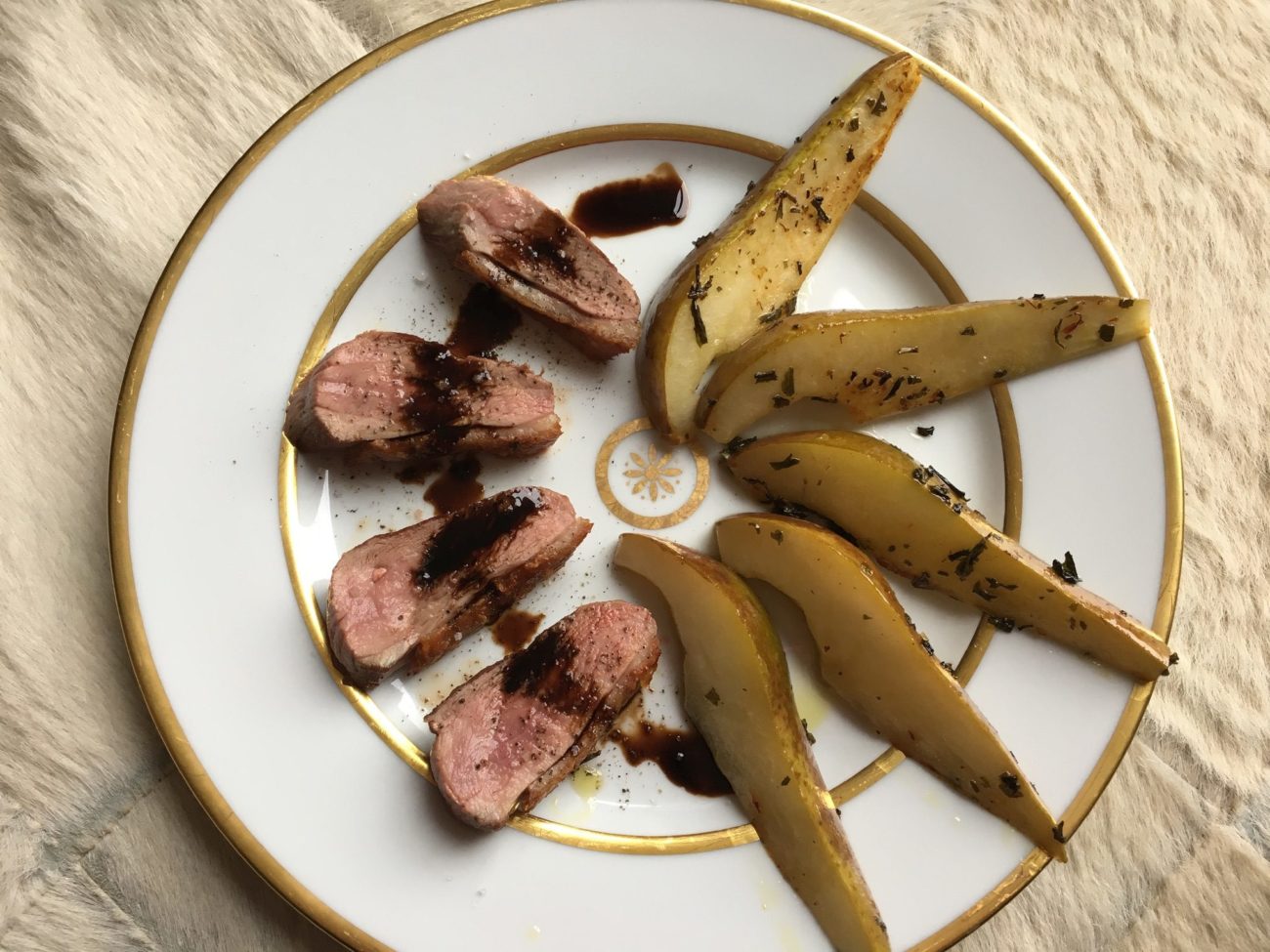 Duck breast with green tea & sake pears